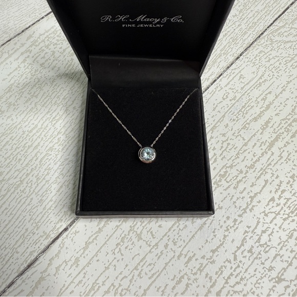 Macy's 14K White Gold Aquamarine Pendant Blue Size OS New with Tags - Picture 1 of 4